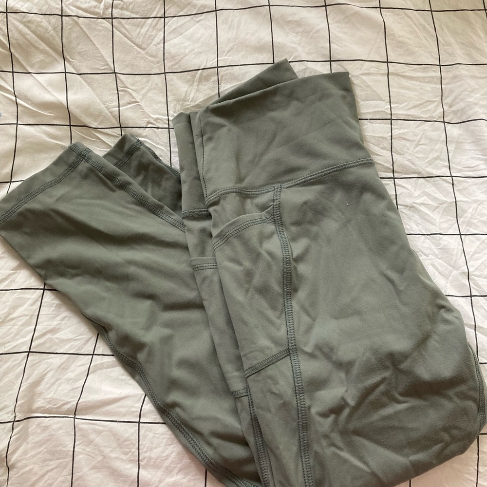 Greenish leggings